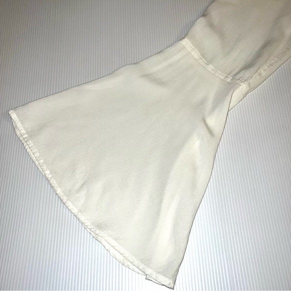 Cloth & Stone Women’s Ivory Bell Sleeve Keyhole Tie Top. Sz M - Picture 6 of 10
